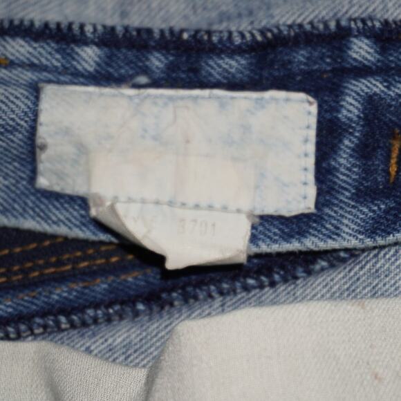 Vintage Wrangler Denim Shorts Light Wash Relaxed Fit USA Made 90s Style - Picture 5 of 8